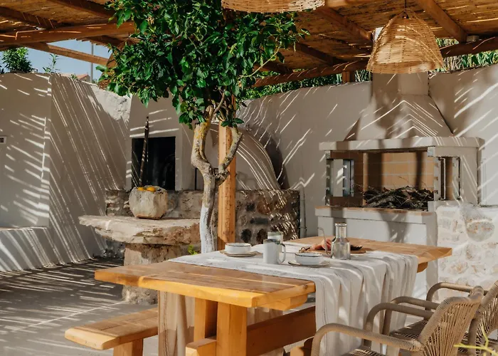 Mansion Agios Leon